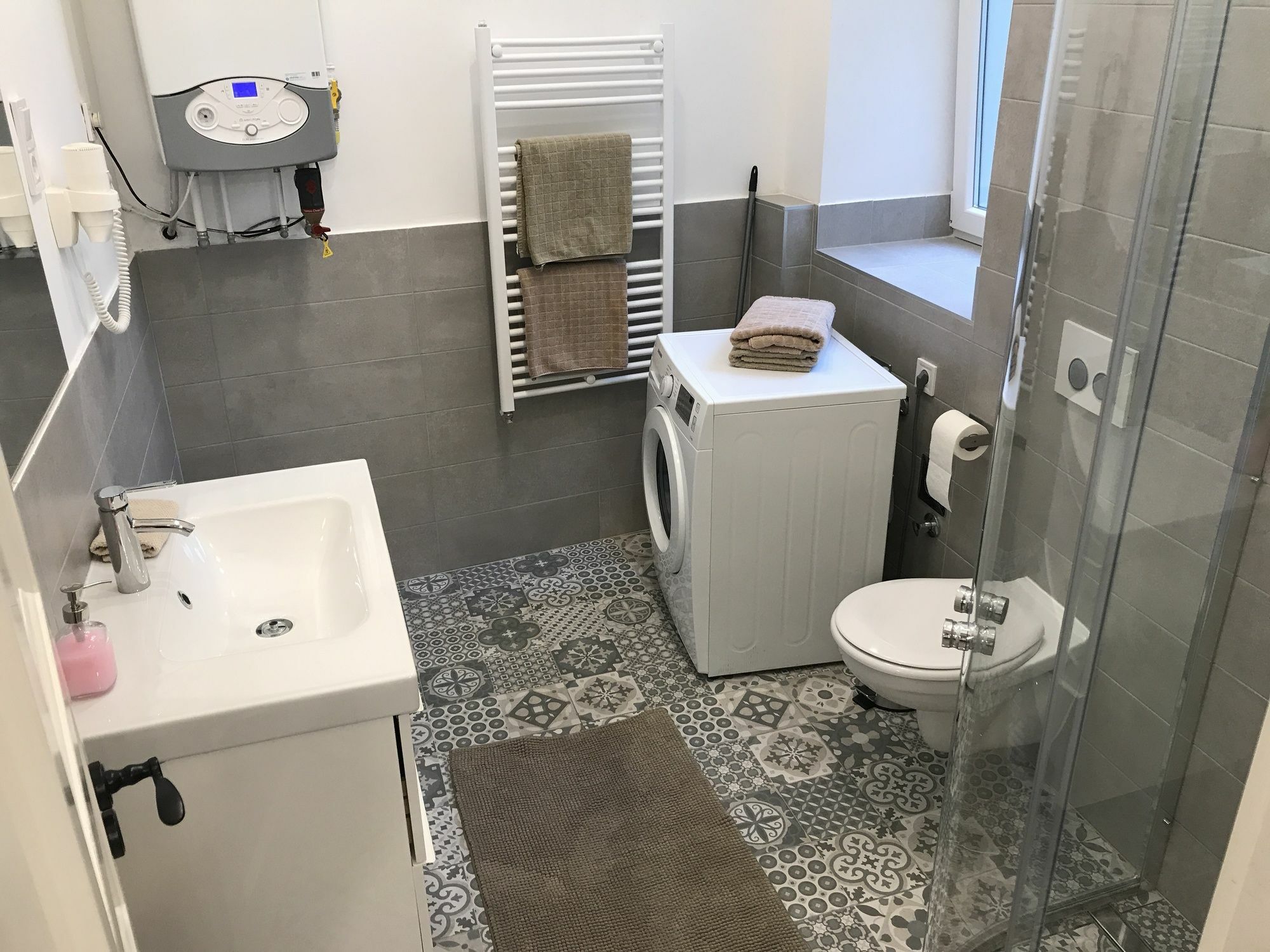 Ambassador Apartment Budapest Eksteriør bilde
